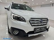 Subaru Outback 2.5I-S CVT Sunroof 4WD 2016 White Rear Entertainment 